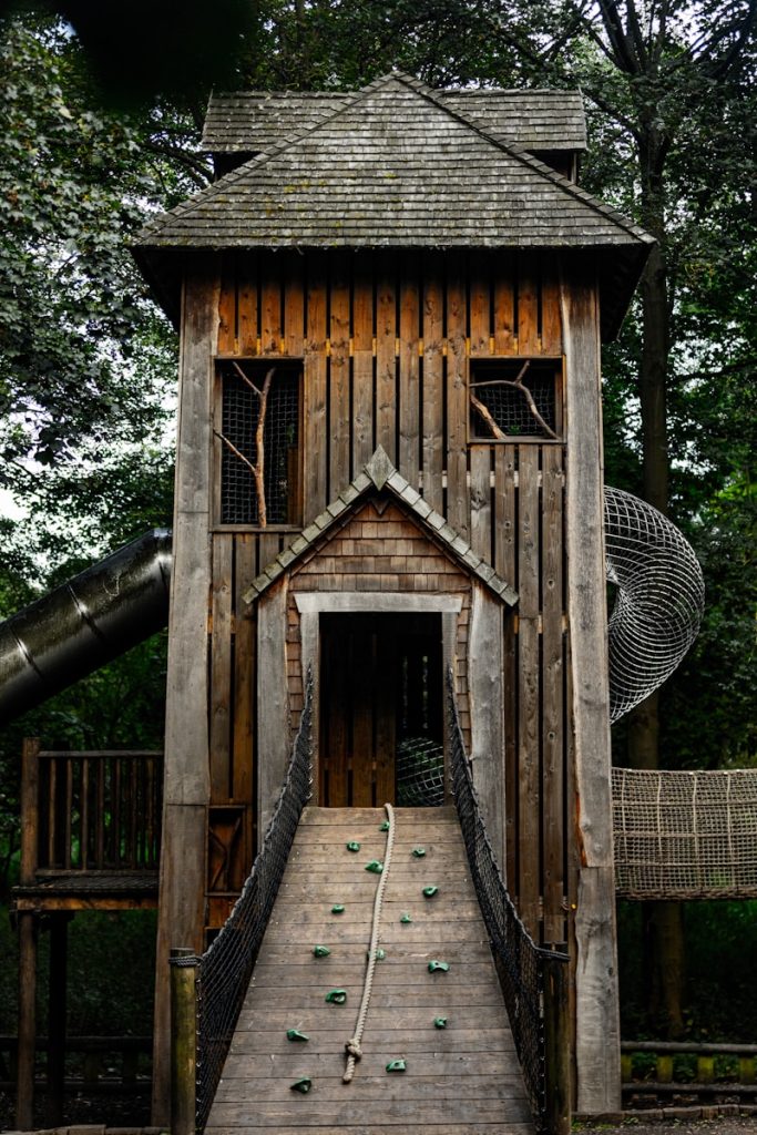 cabane en bois enfants